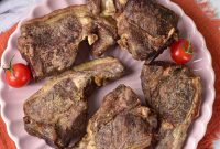 Crispy Air Fryer Lamb Chops with Garlic and Rosemary