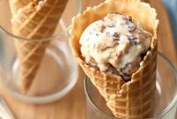 Caramel Waffle Cone Ice Cream Recipe: Crispy Cones & Velvet Caramel