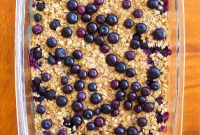 Blueberry Baked Oatmeal Recipe with Cinnamon Crumble