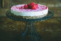 Raw Vegan Berry Cheesecake: No-Bake Fruit Tart Recipe