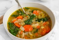 Authentic Tuscan White Bean Soup Recipe for Cozy Dinners