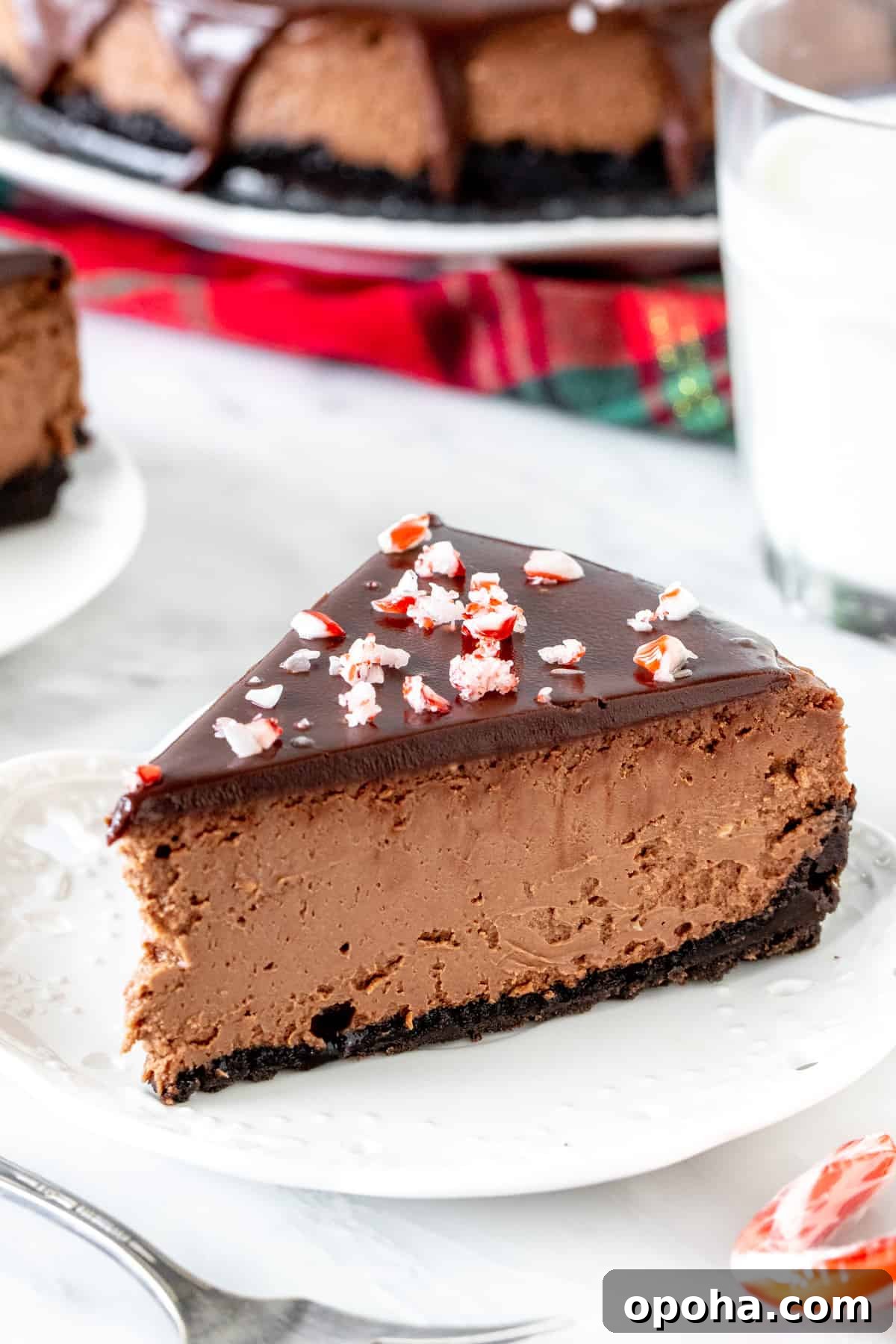 Chocolate Peppermint Cheesecake Recipe: Creamy Holiday Dessert 2 Slice of chocolate peppermint cheesecake