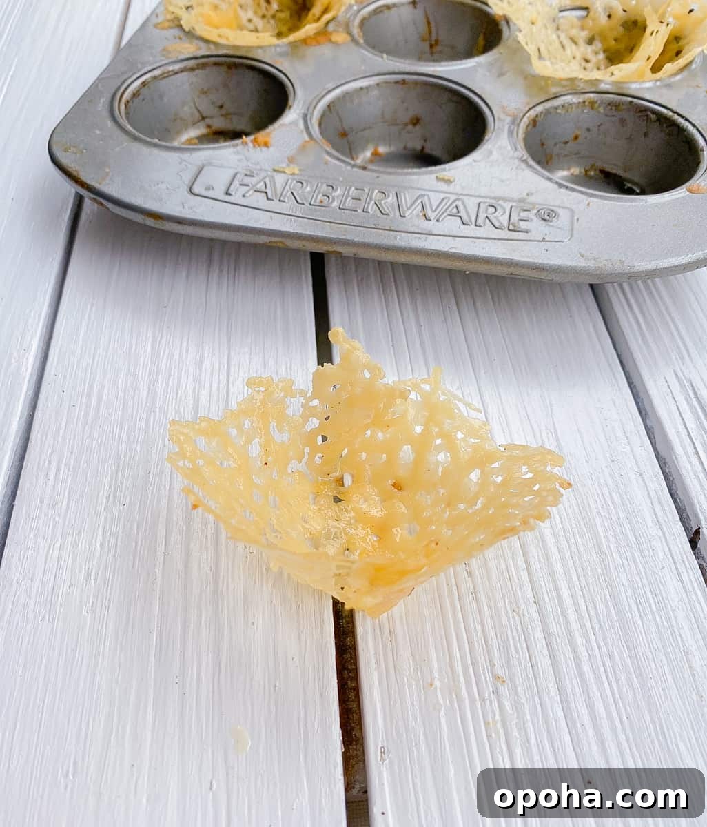 Mini Parmesan Caesar Salad Cups: Crispy Baked Appetizer 6 baked parmesan cheese cups