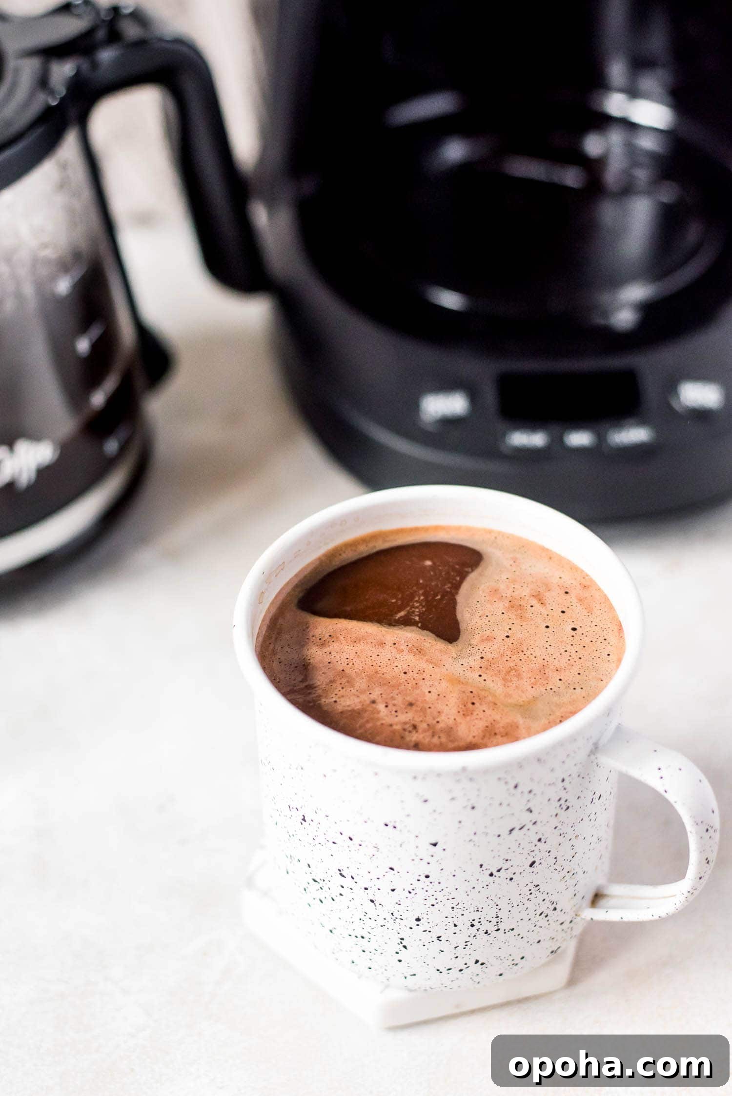 Rich Mocha Coffee Creamer Recipe for Smooth, Chocolatey Mornings 7 close up mug of coffee