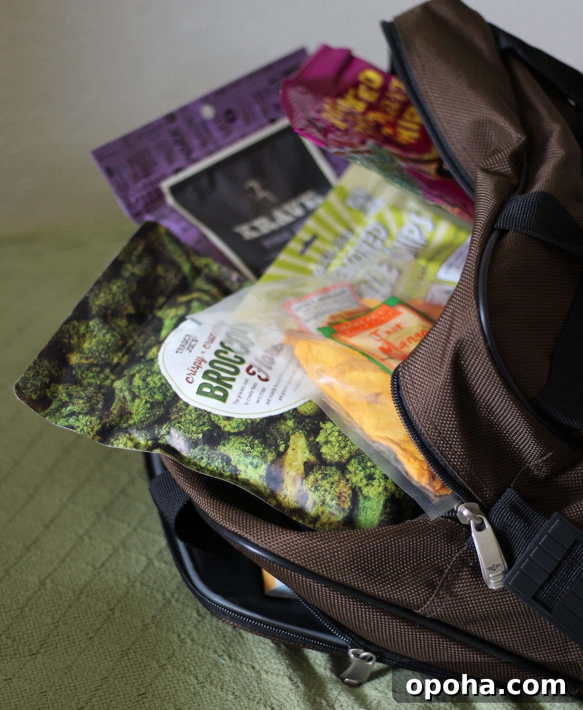 My Top 5 Paleo Travel Snacks - allergy-friendly, easy to pack snacks that are healthy and delicious! |fedandfulfilled.com