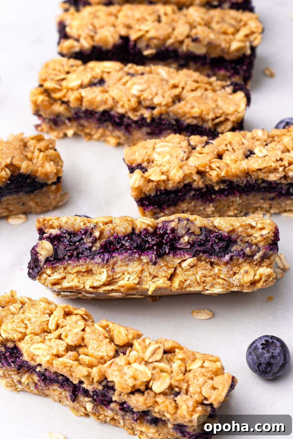 27 Fall Snack Ideas Kids Will Love 8 blueberry oat bars