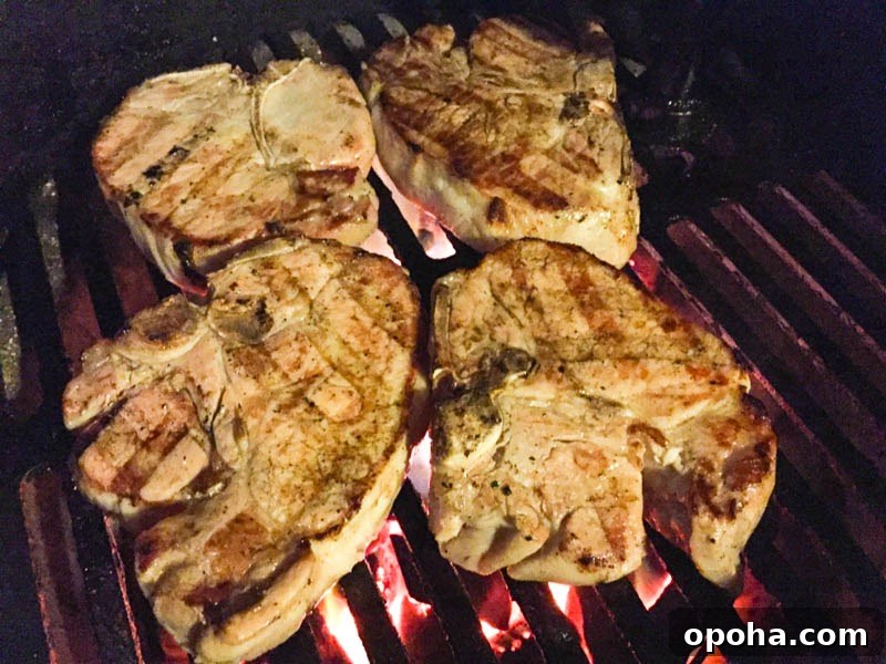 Maple-Brined Pork Chops on the Big Green Egg: Juicy Grill Recipe 6 Big Green Egg Maple Brined Pork Chops