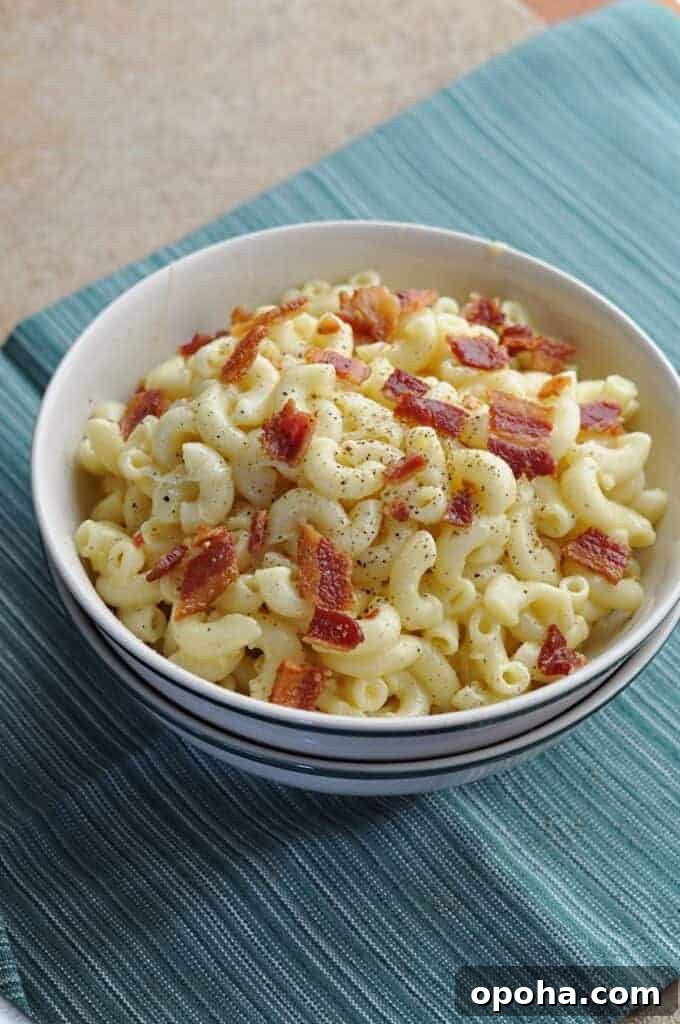 Quick Creamy Macaroni Carbonara Recipe in 20 Minutes 3 Pasta carbonara served in bowl