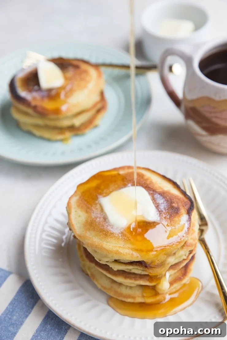 Moist Fluffy Keto Pancakes Made with Coconut Flour 10 Delicious, fluffy Coconut Flour Pancakes are low-carb and perfect for a ketogenic diet