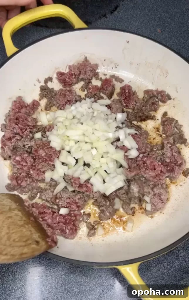 Cheesy Potatoes and Ground Beef Casserole