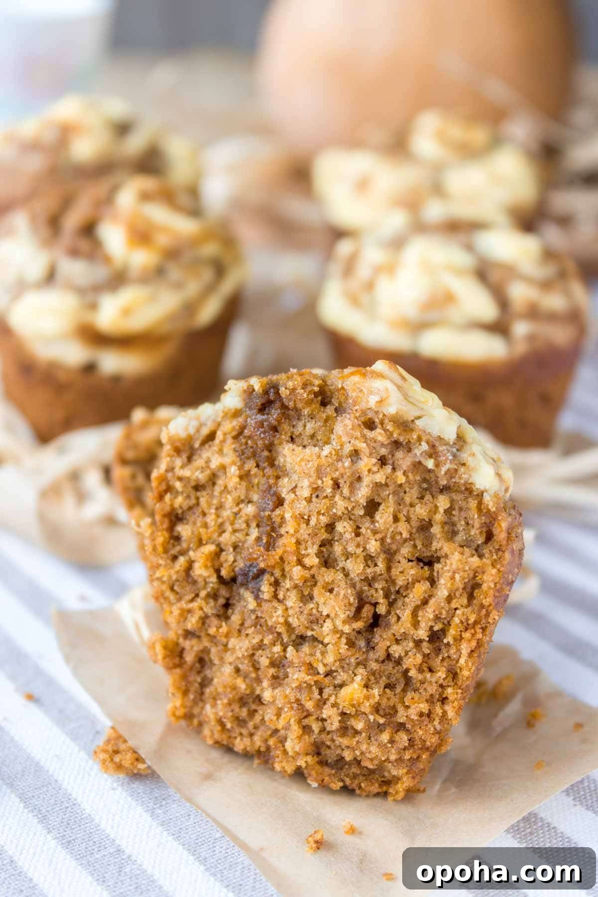 Pumpkin Cheesecake Muffins closeup slice