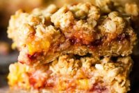 Peach Raspberry Oatmeal Bars — Summer Fruit Baking Recipe