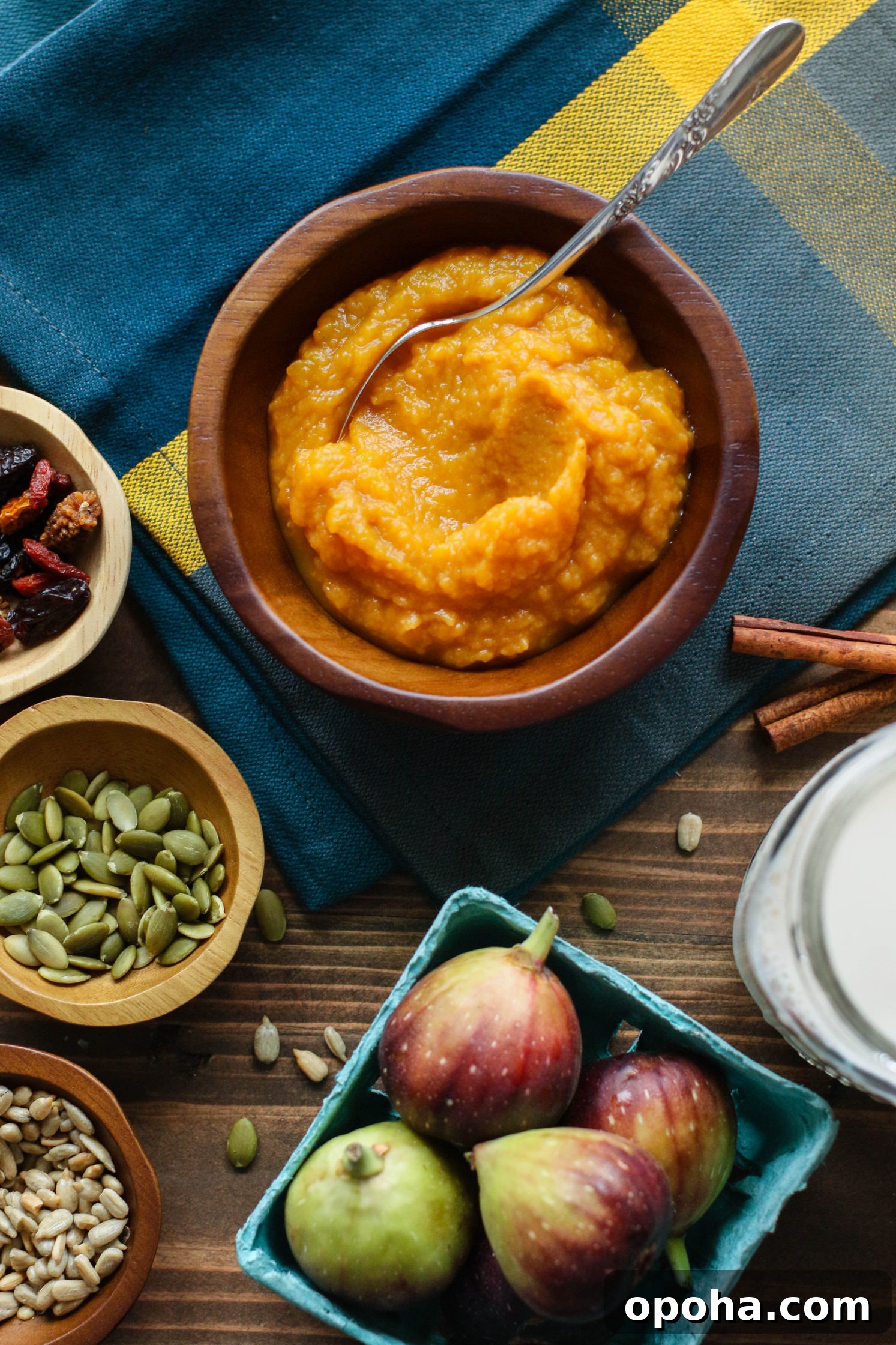 Autumn Winter Squash Mango Smoothie Bowl (Banana-Free)
